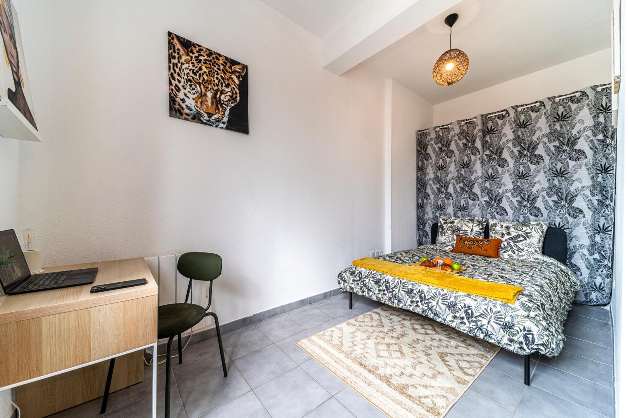 Stay Cosy Lille I Tourcoing - Appartement - Hypercentre - Parking Securise - Wifi - Netflix - Cuisine Ngoại thất bức ảnh